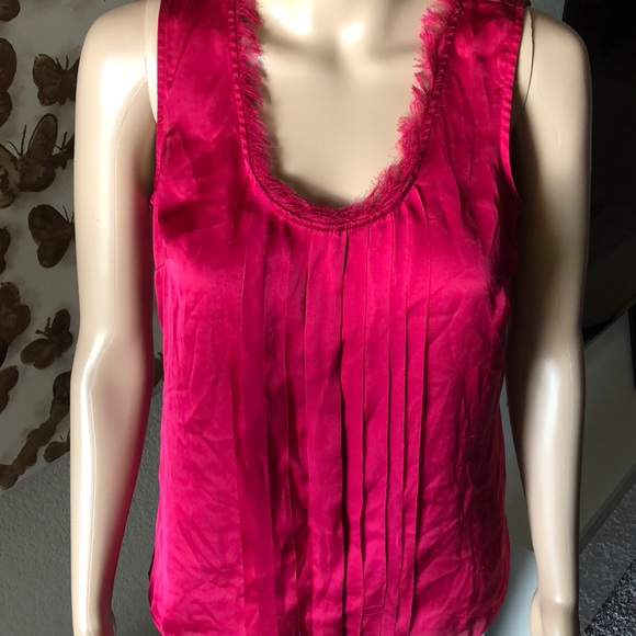 Hot pink blouse - Picture 2 of 8